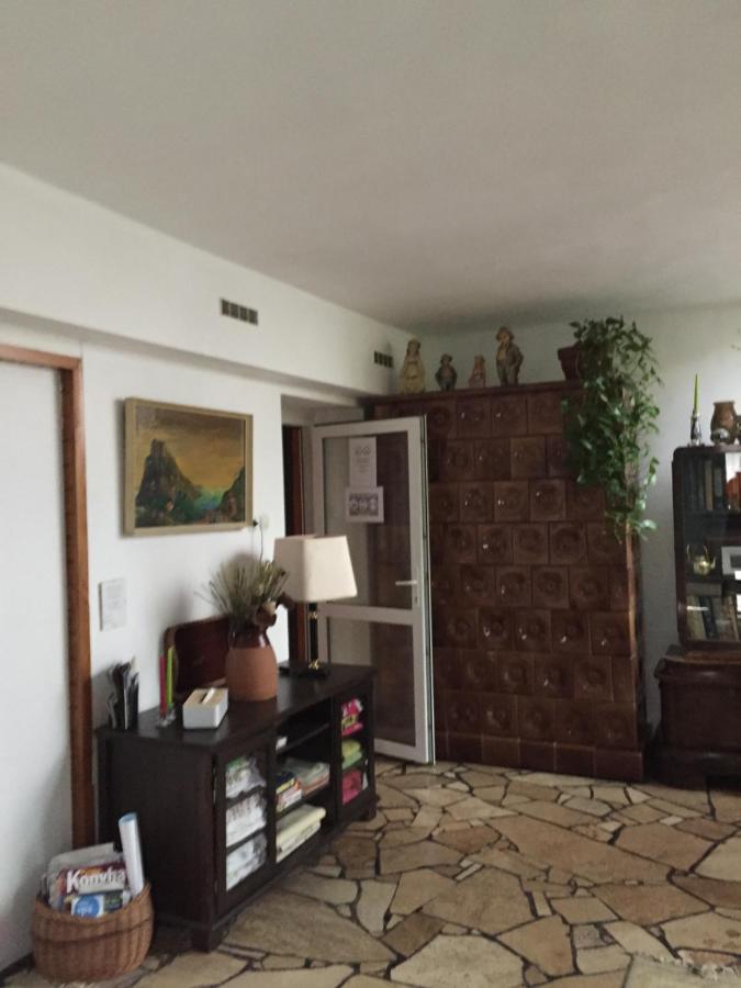 Apartman-Donau Tat Екстер'єр фото