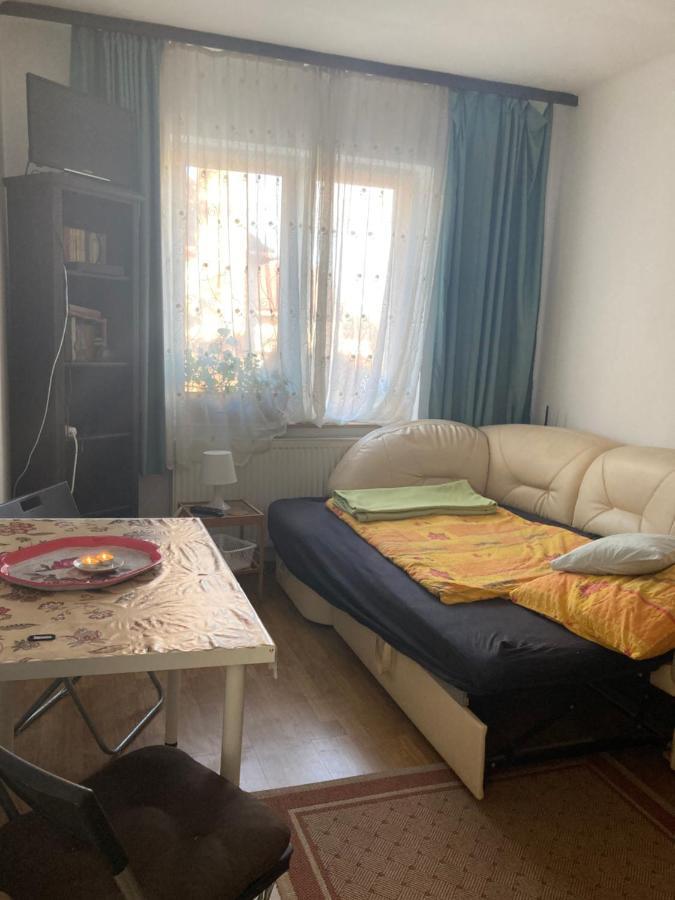 Apartman-Donau Tat Екстер'єр фото