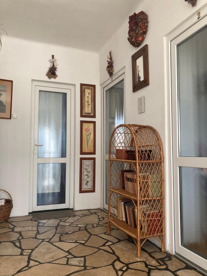Apartman-Donau Tat Екстер'єр фото